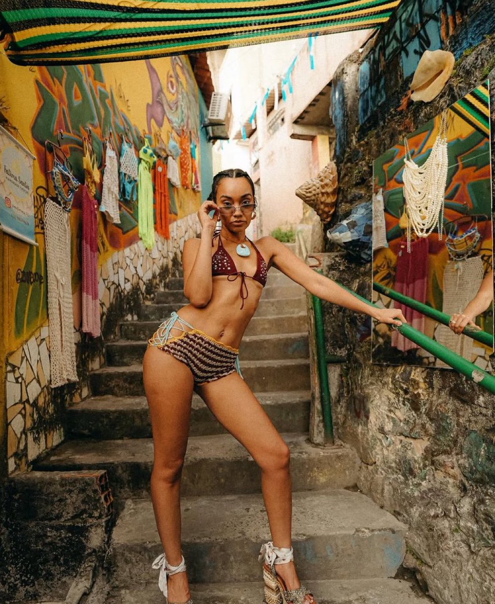 LEIGH-ANNE????