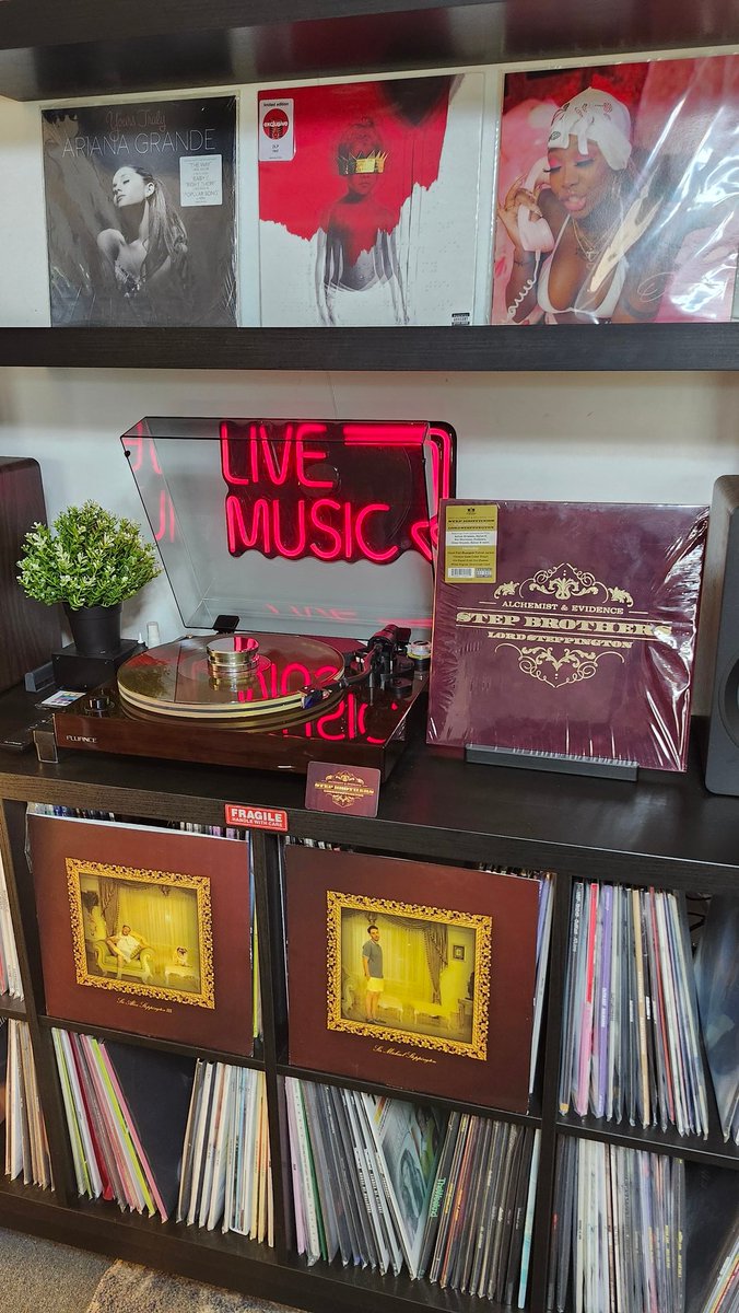 Emmanuel Flores tweet media