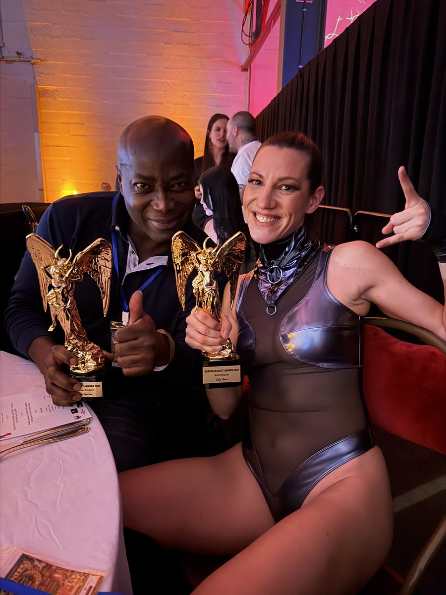 Lety Howl tweet media