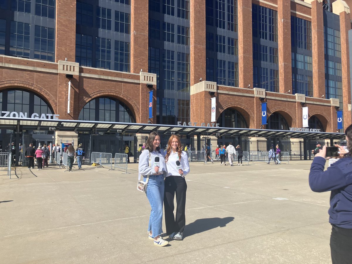 ND American Studies tweet media