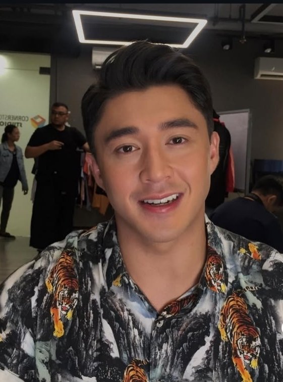 jayson__20's tweet photo. PM sa gusto ng full video nila 

#Arronvillaflor #nikkonatividad #RonAngeles #scandal https://t.co/oX7jWiFJRw