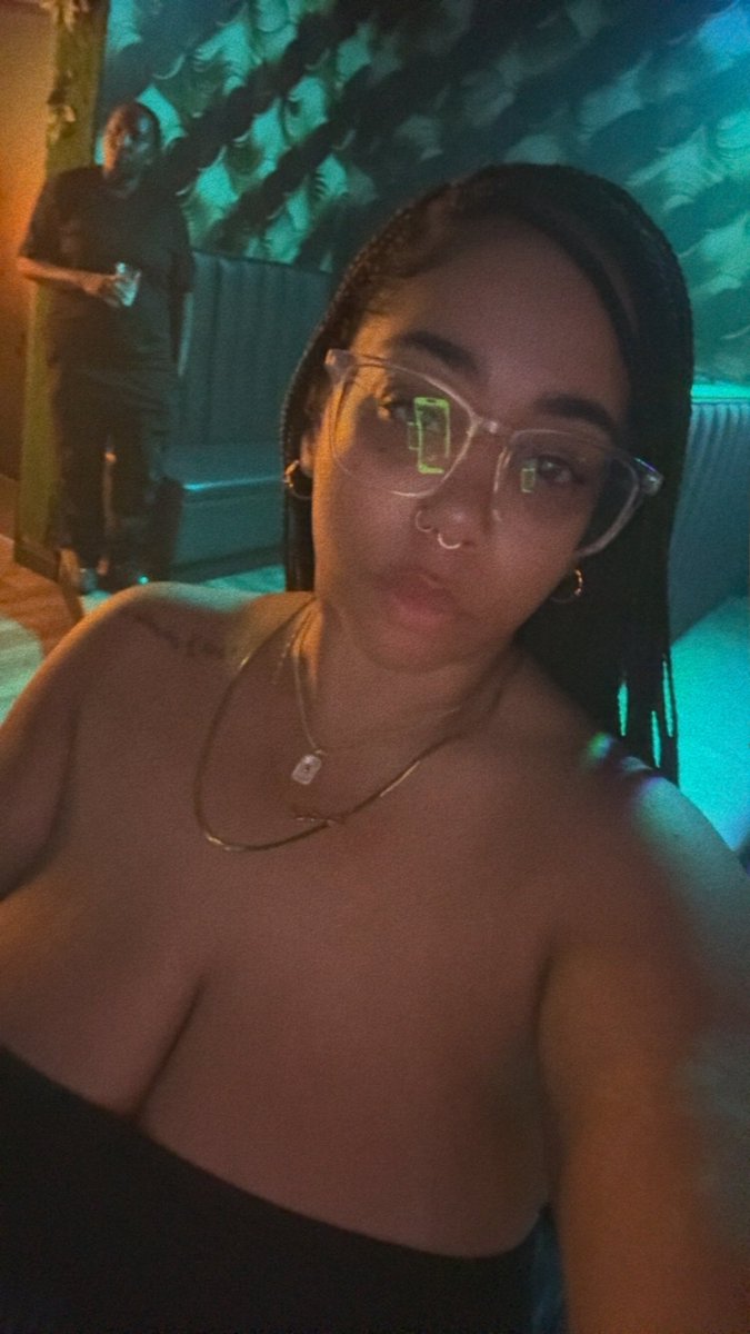 mami tweet media