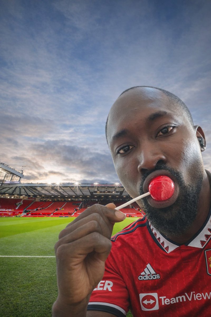 ____Khese01____'s tweet photo. TAKING THE FEELING BEFORE TOMORROW MATCH !
TAKING THE FEELING BEFORE TOMORROW MATCH !
TAKING THE FEELING BEFORE TOMORROW MATCH !

LOLLIPOP CRYSTAL PALACE 🍭 
#MUFCVSCPFC https://t.co/3txsujbXhJ