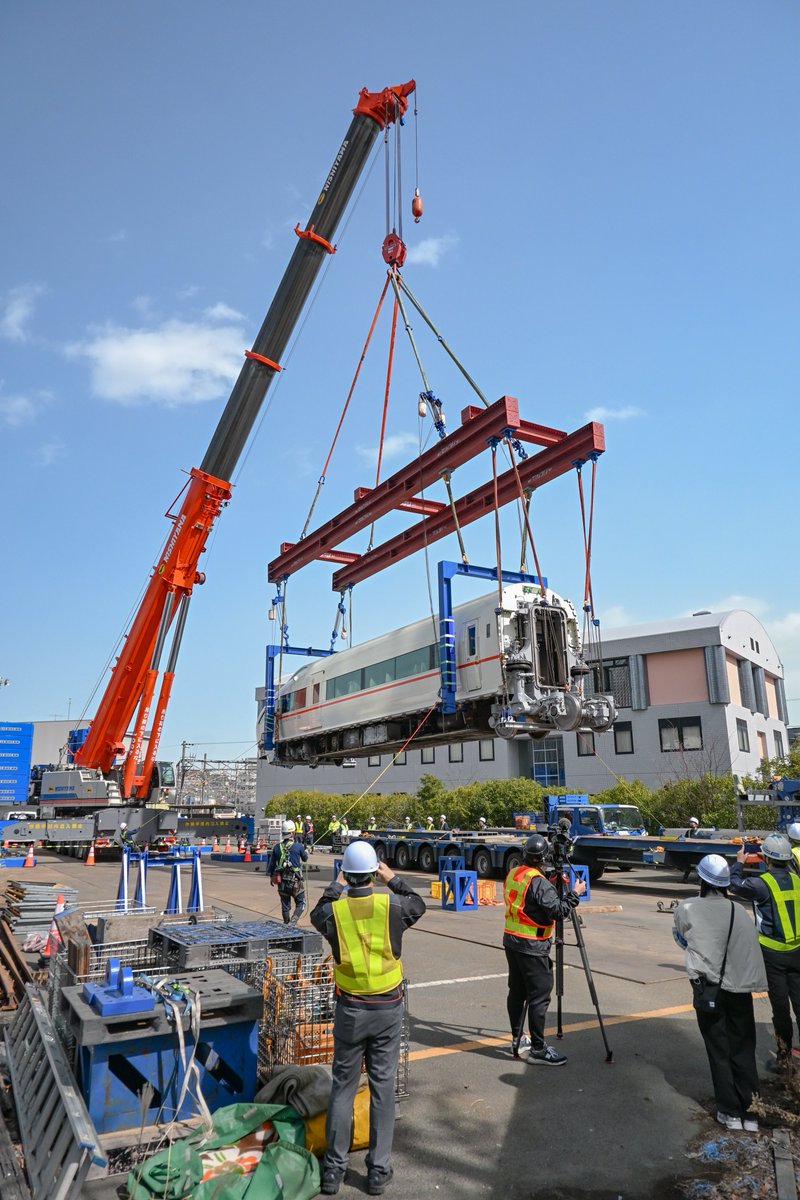 はだのぼんち tweet media