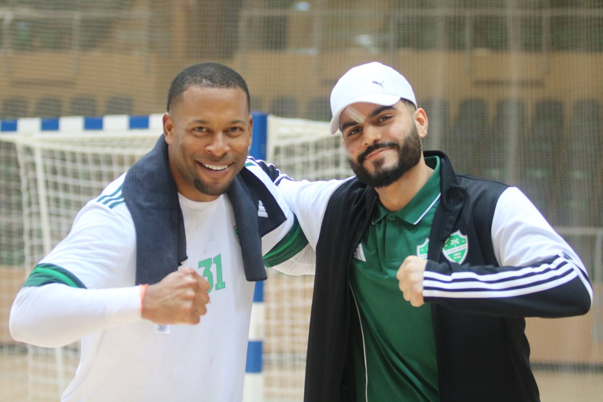 عالم كرة اليد بالنادي الأهلي🤾‍♂️ tweet media