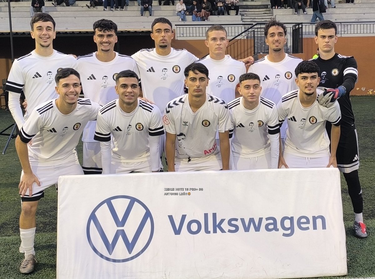 Antonio León tweet media