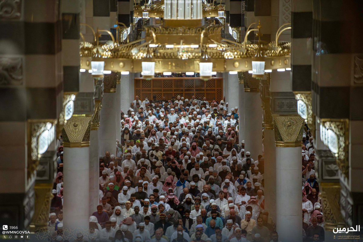 wmngovsa's tweet photo. في بيئةٍ آمنةٍ مطمئنة، أدّى المصلون صلاةَ التراويح في رحاب المسجد النبوي، في أجواءٍ إيمانيةٍ عامرة، وسط منظومةٍ متكاملةٍ من الخدمات.

#المسجد_النبوي https://t.co/9Ha6i4elgS
