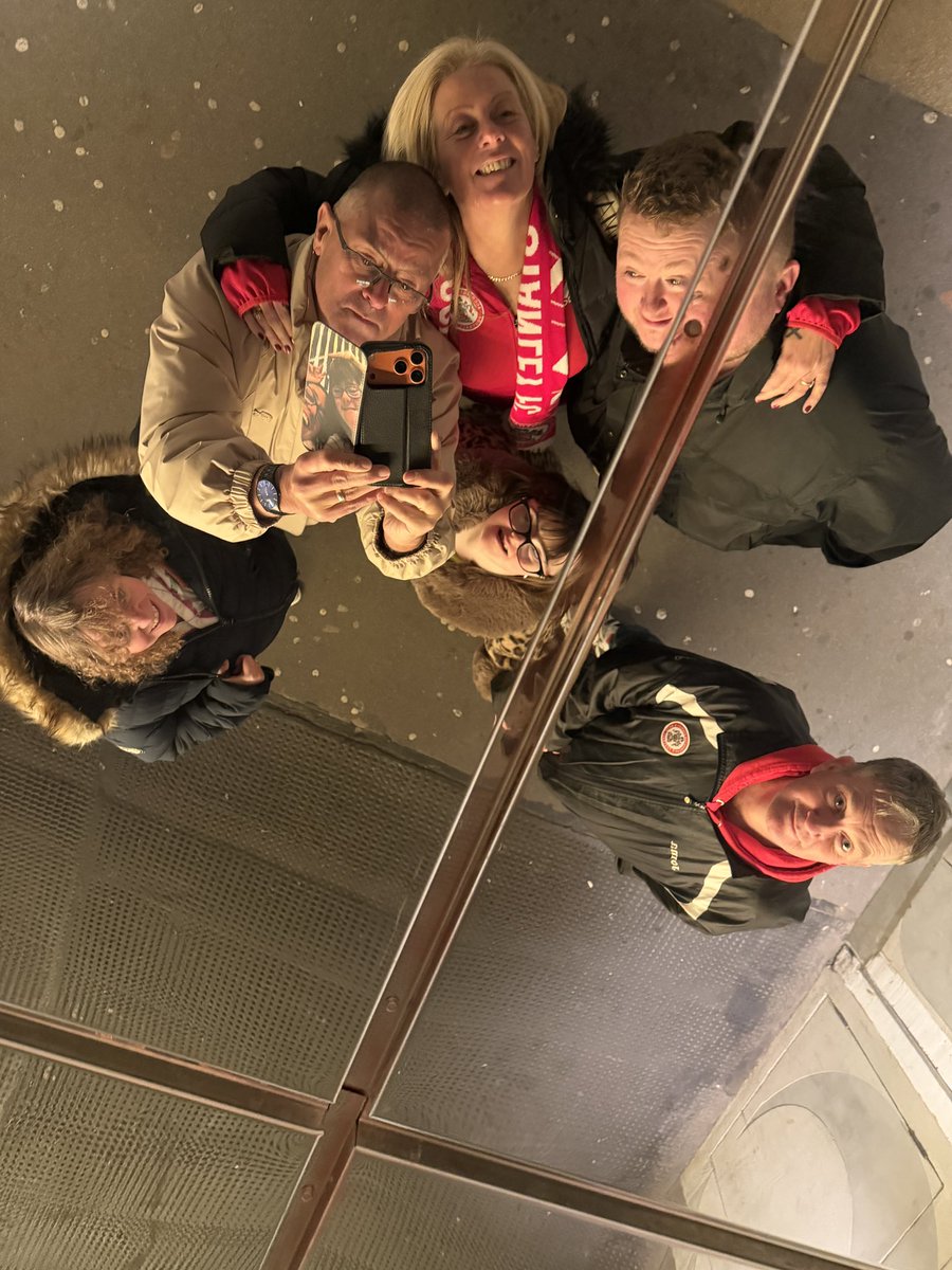 ⚒MARK⚒🎗️ tweet media