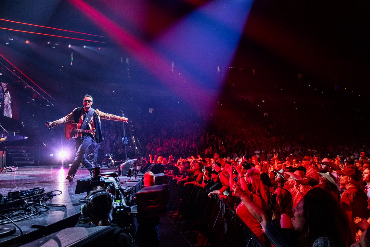 Eric Church tweet media