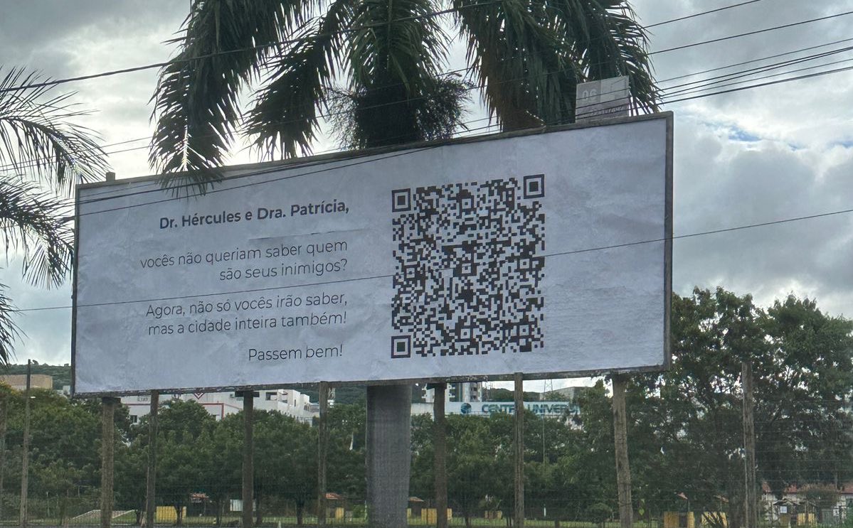 Gente que fofoca é essa aqui ? Alguém tá sabendo ??