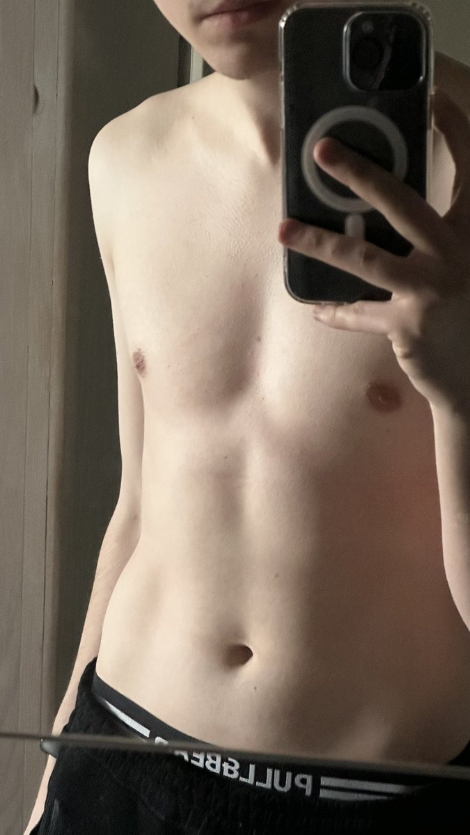 Їкселик tweet media