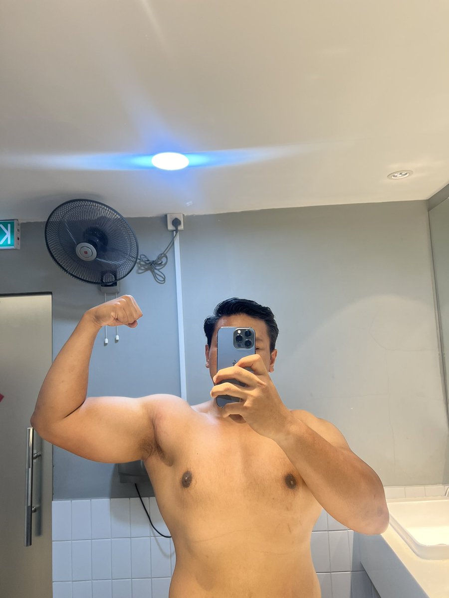 lapiqou13's tweet photo. Early morning gym🥱🙂‍↔️ https://t.co/o3iClHDP71