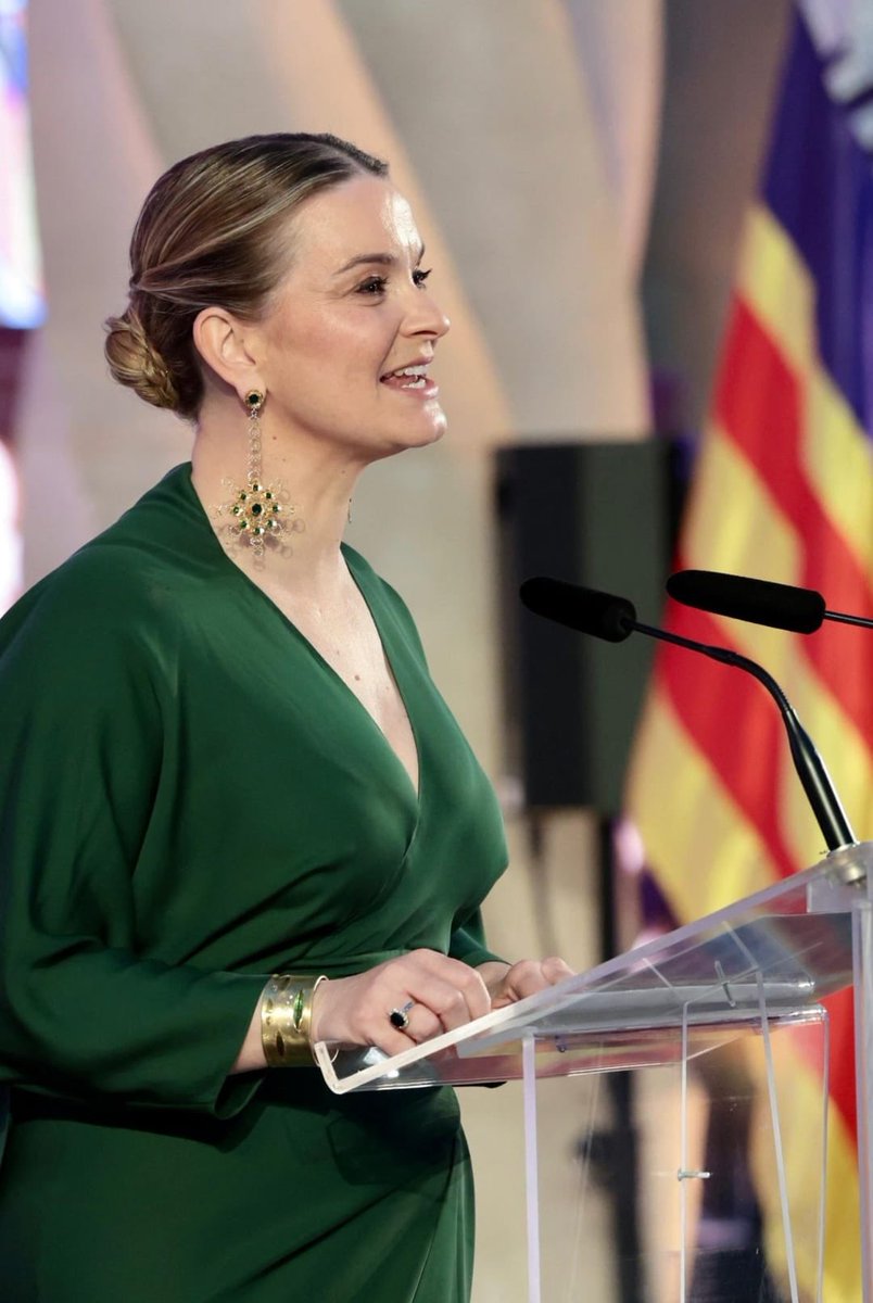 Maria Fajarnés tweet media