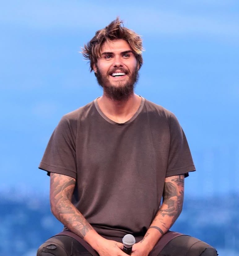 Mert.ann7 tweet media