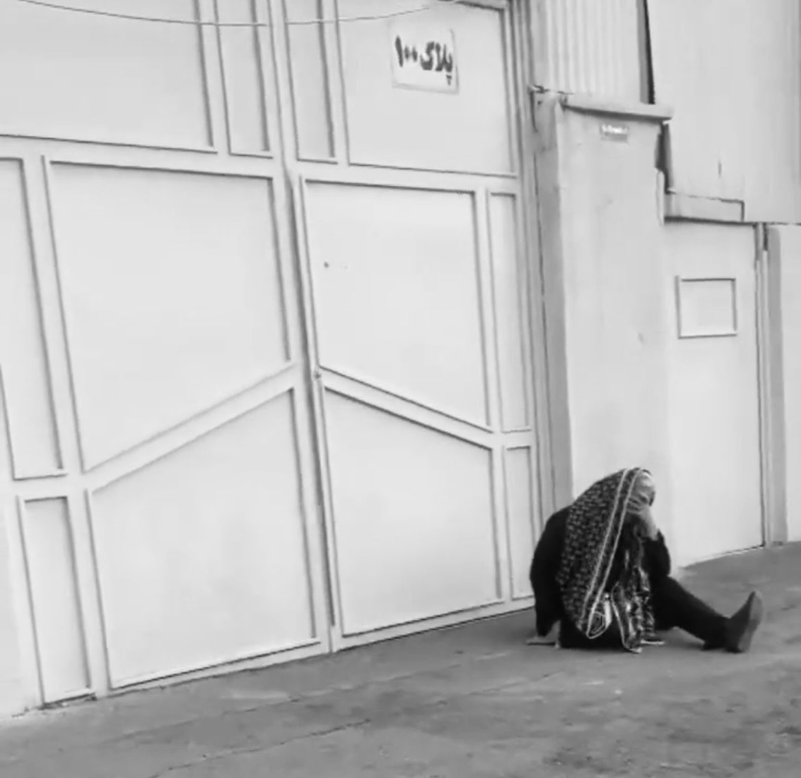 واسه مامان نوید. 💔
#نوید_افکاری