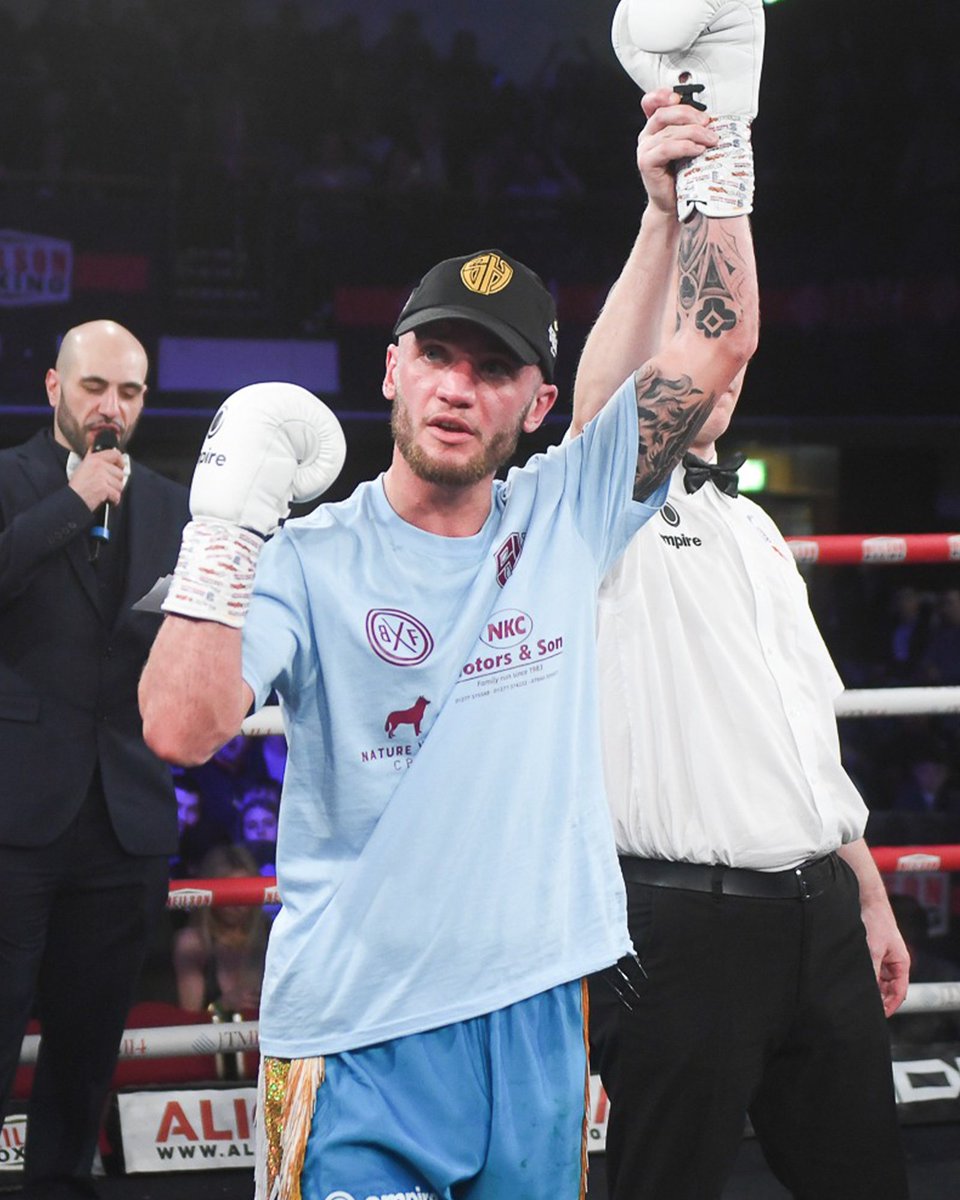NeilsonBoxing's tweet photo. ⚒️ SONNY BOY HARDY ⚒️

It wasn't the fight he prepared for but Sonny showed his class 🥊

The next one will be big, watch this space 👀

WATCH THE ACTION LIVE - https://t.co/DjrrLdzQaf
ㅤ
#NeilsonBoxing #TM14Promotions #DestinyCalling https://t.co/hQujJ5XXNR