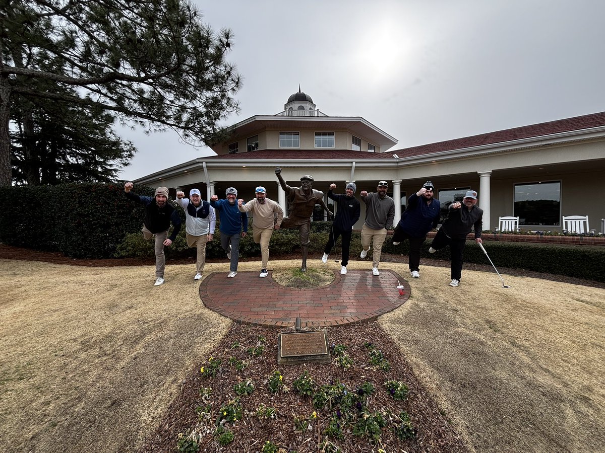 Keep It Under 100 tweet media