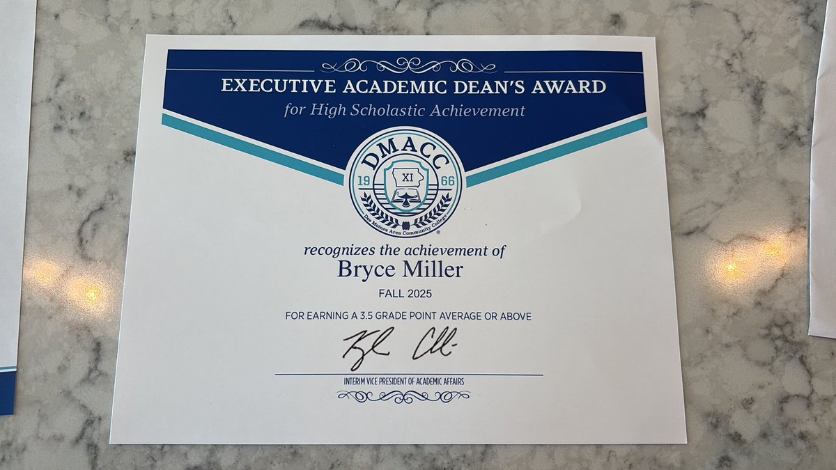 Bryce Miller tweet media