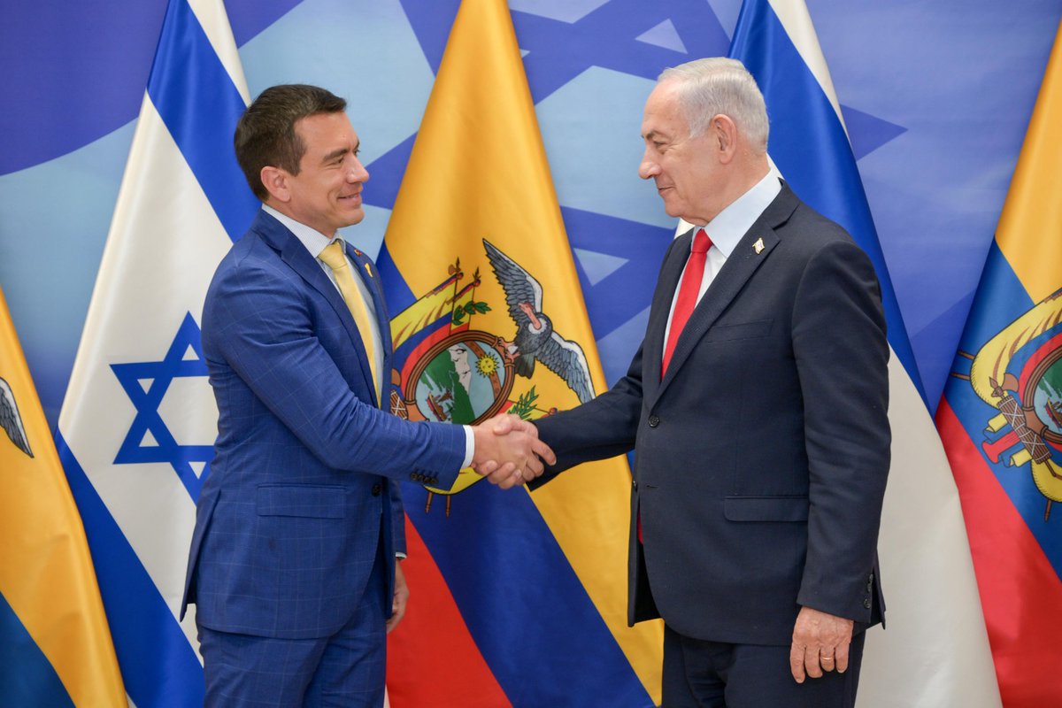 Estás del lado correcto de la Historia 🇮🇱🇺🇸🇪🇨

Mientras el Correismo está triste por la eliminación de Jamenei.