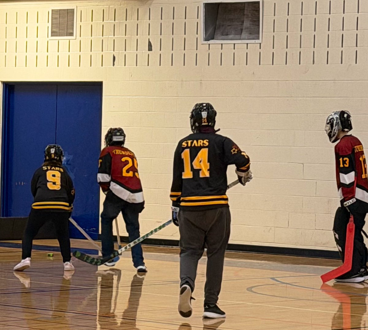 Beth Fuller tweet media