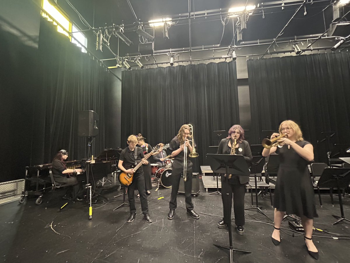 Mrs. Allender tweet media