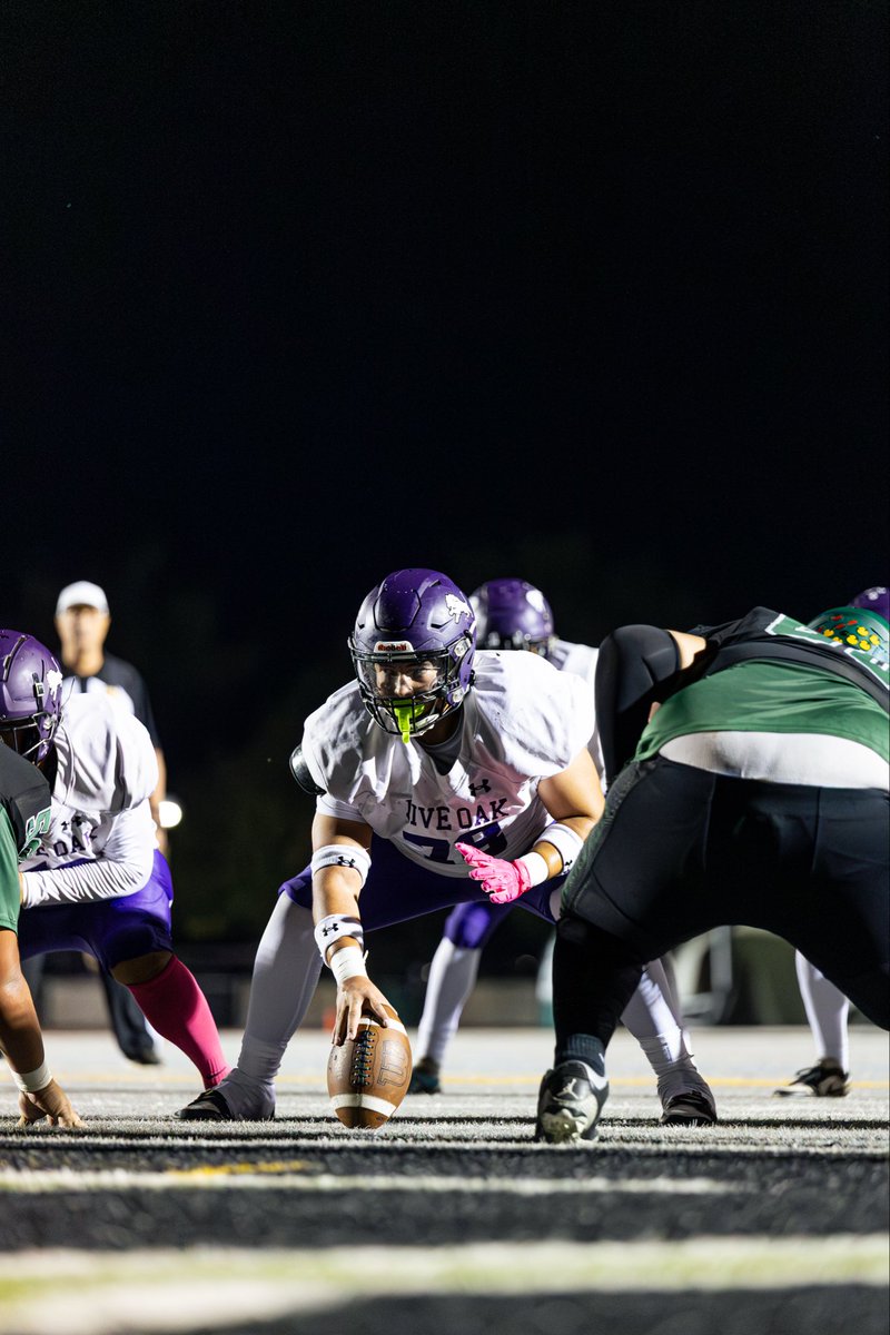 Class of 26 still looking for a home 🏠 
Dt,OL
3.5 GPA
top 48 Dt in section 

hudl.com/v/2SbSV1