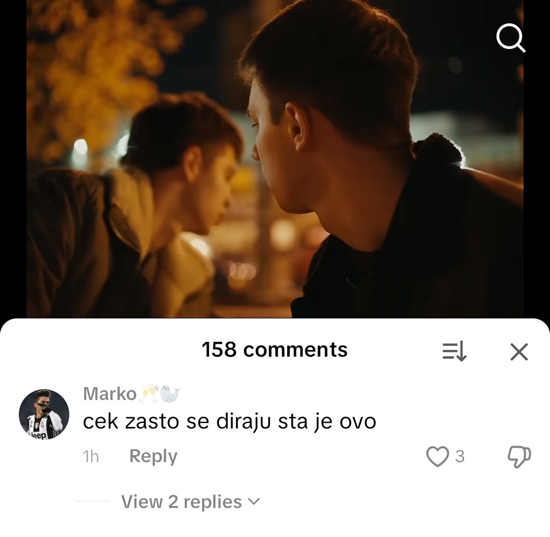 stazolina's tweet photo. nisam gledala sram ali ovaj komentar me ubija https://t.co/sfMUyTsSh7