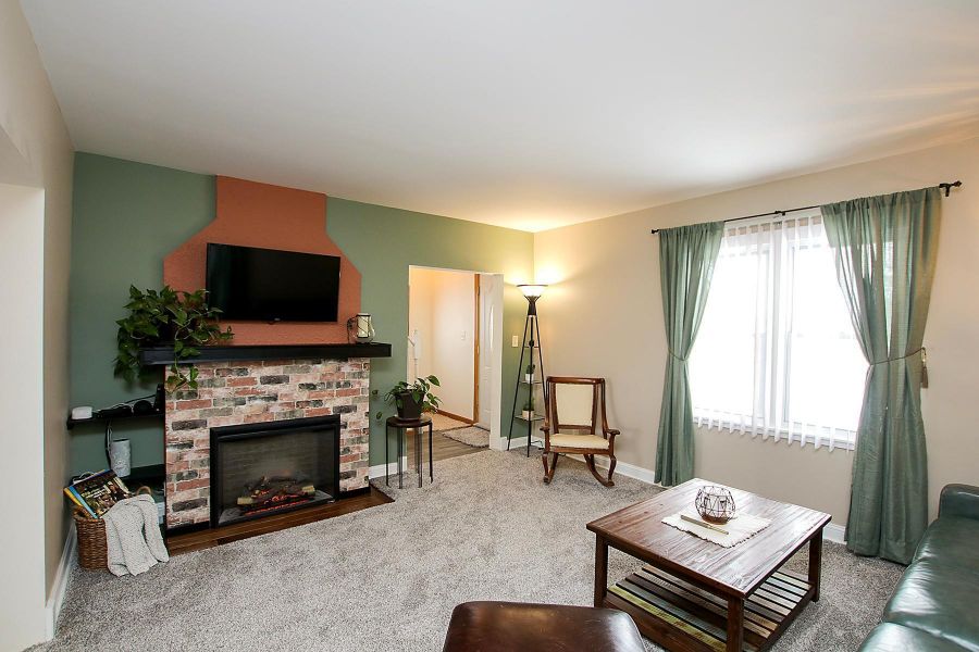 mnhometown's tweet photo. Hometown Realty Featured 2026 Property of the Week 10. 1078 Jefferson Street SE, Hutchinson, MN. MLS# 7008115.
#hometownrealty #hutchinsonmnrealtors #homesforsalehutchinson #housesforsalehutchinson #realestatehutchinson 
https://t.co/t8BD3PMg5t https://t.co/934KrK0ooQ