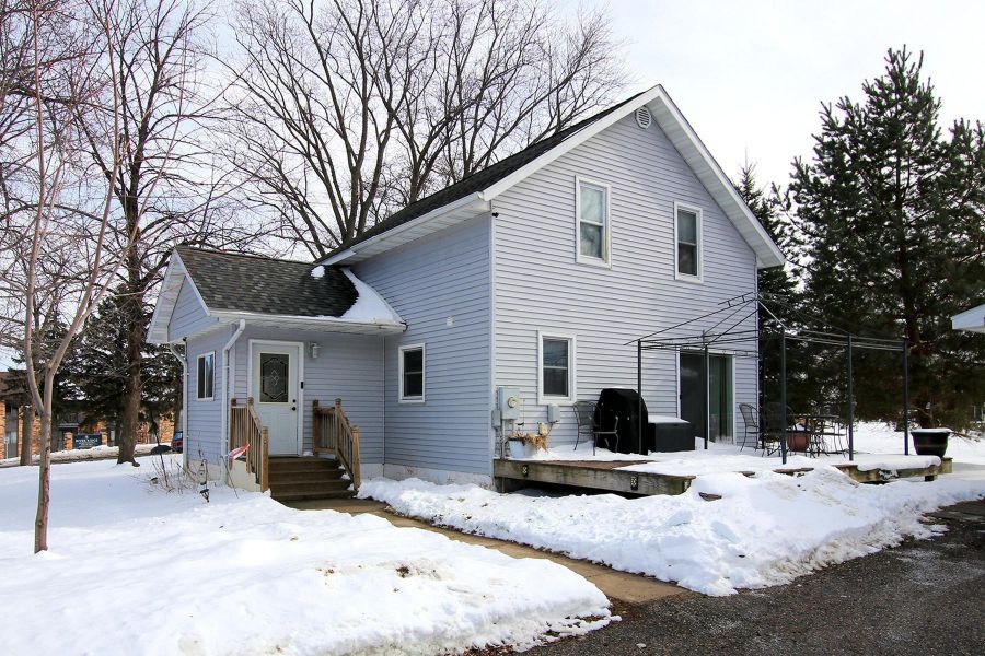 mnhometown's tweet photo. Hometown Realty Featured 2026 Property of the Week 10. 1078 Jefferson Street SE, Hutchinson, MN. MLS# 7008115.
#hometownrealty #hutchinsonmnrealtors #homesforsalehutchinson #housesforsalehutchinson #realestatehutchinson 
https://t.co/t8BD3PMg5t https://t.co/934KrK0ooQ