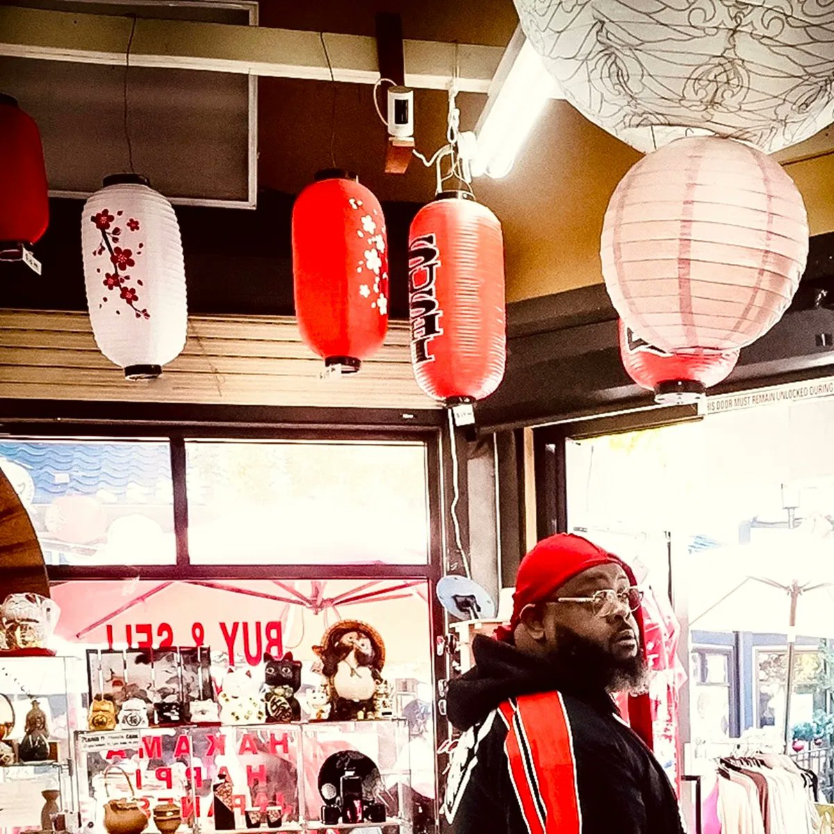 MacThizzle tweet media