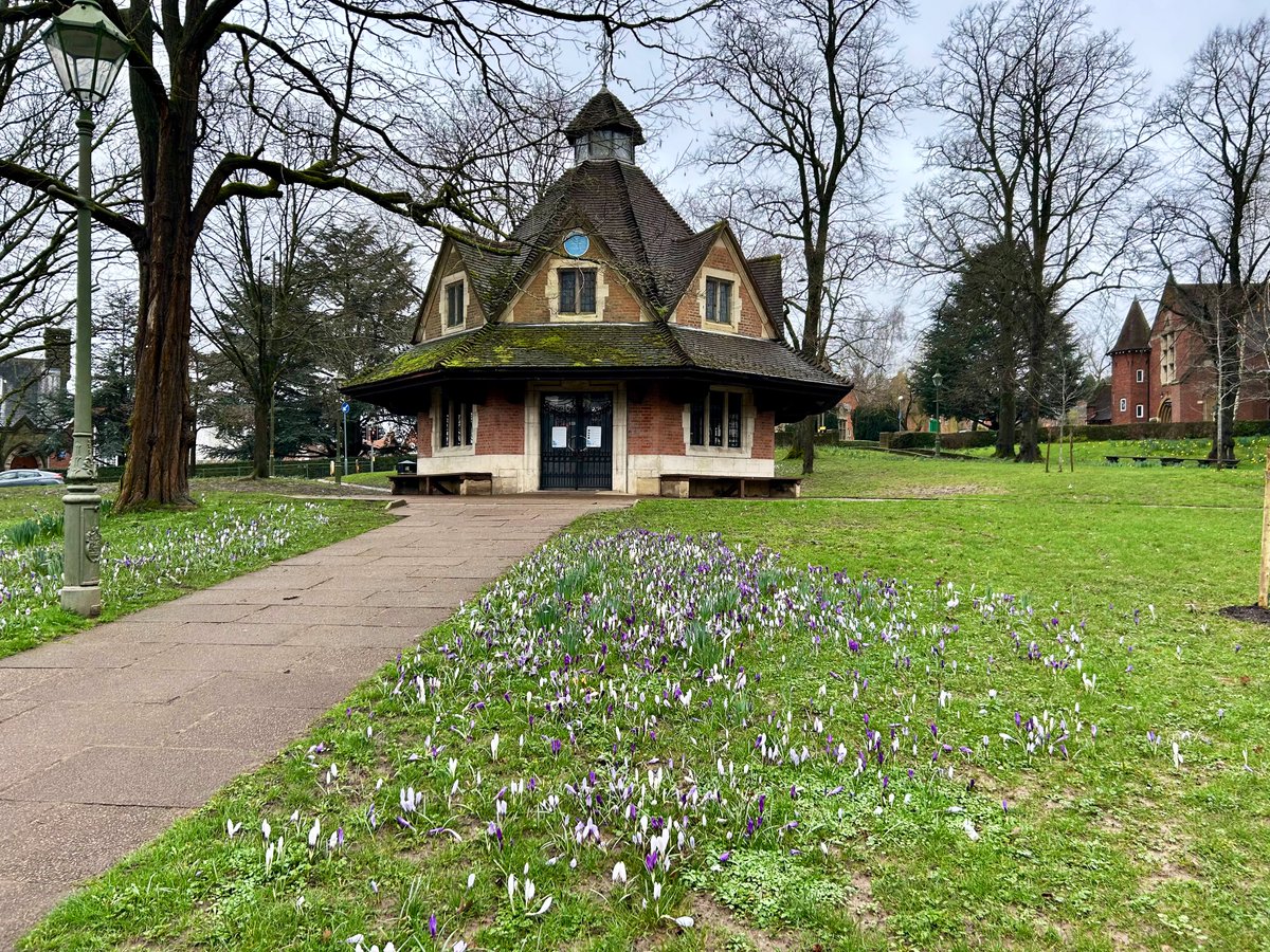 Simon Brooks tweet media