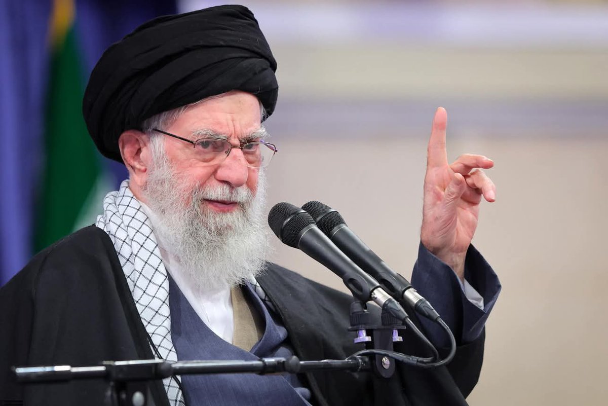 والله لا نبالي أوقعنا على الموت أم وقع الموت علينا
#الحرب_العالمية_الثالثة