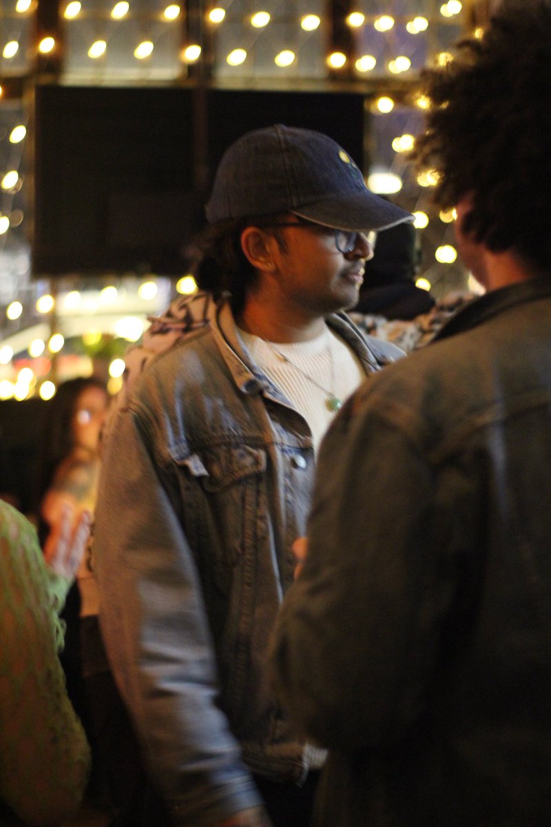 Divided Compass tweet media