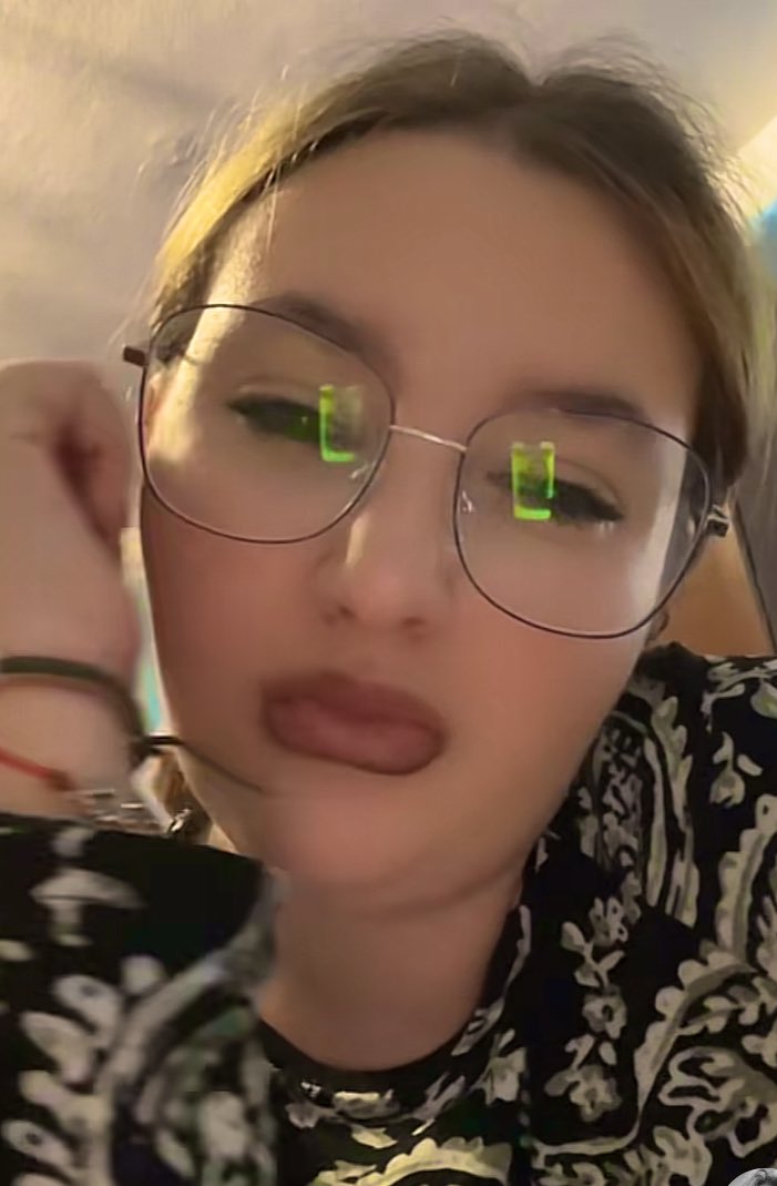 ioana🙇🏻‍♀️🫠 tweet media