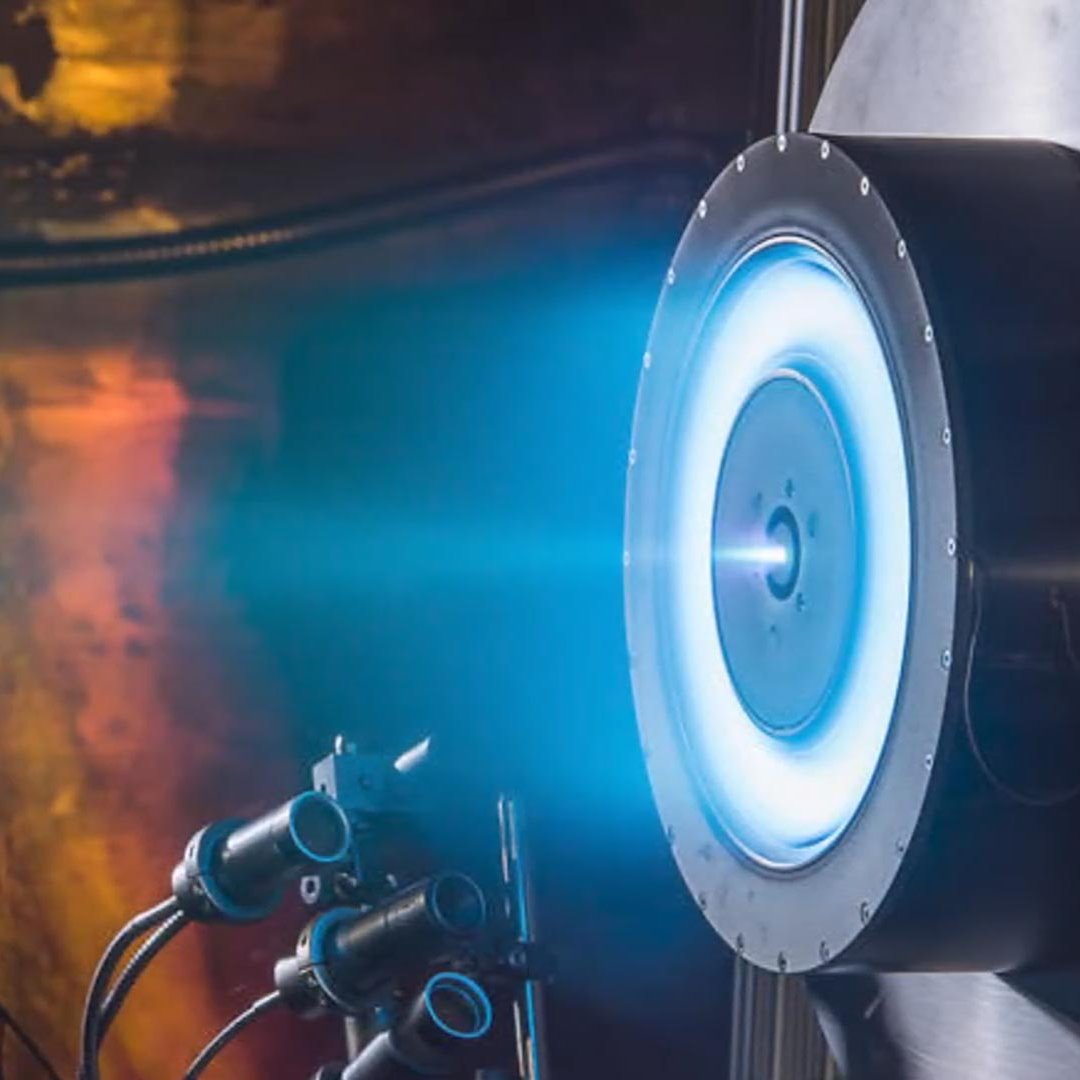 Curiosity tweet media