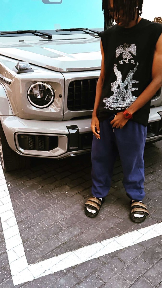 Mowgli jnr tweet media