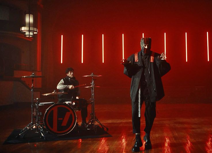 |-/prizilª/ 👽 tweet media