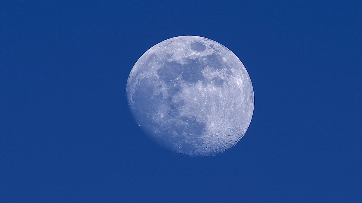 Chris Jones tweet media