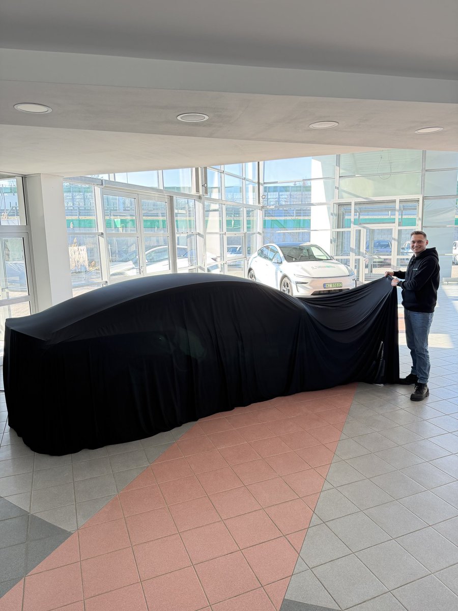 DanielGrzybEV's tweet image. Niedziela, godzina 17:00 🫣
•
•
•
#new #newcar #danielgrzyb