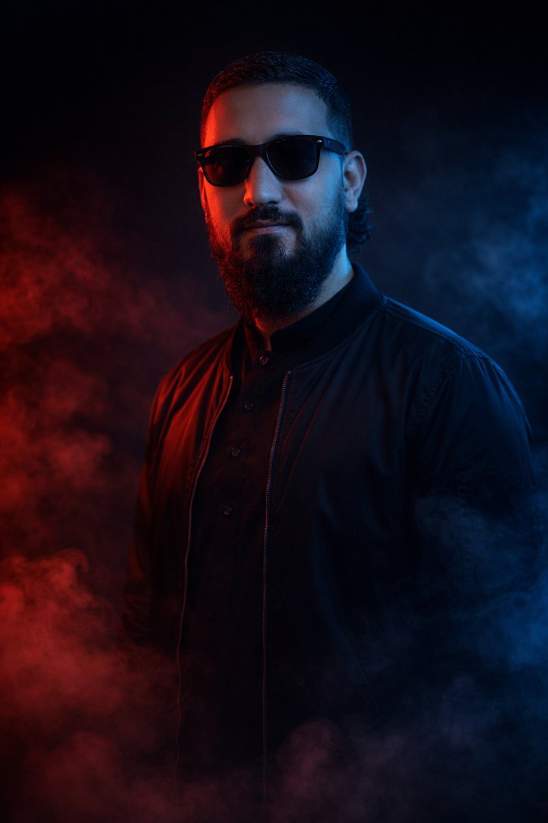 QalamAura's tweet image. Ai Generated Pic❣️
Follow me and write "prompt" in the comments I'll give the prompt 

#AI 
#ChatGPT 
#NanoBanana2 
#picture 
#design