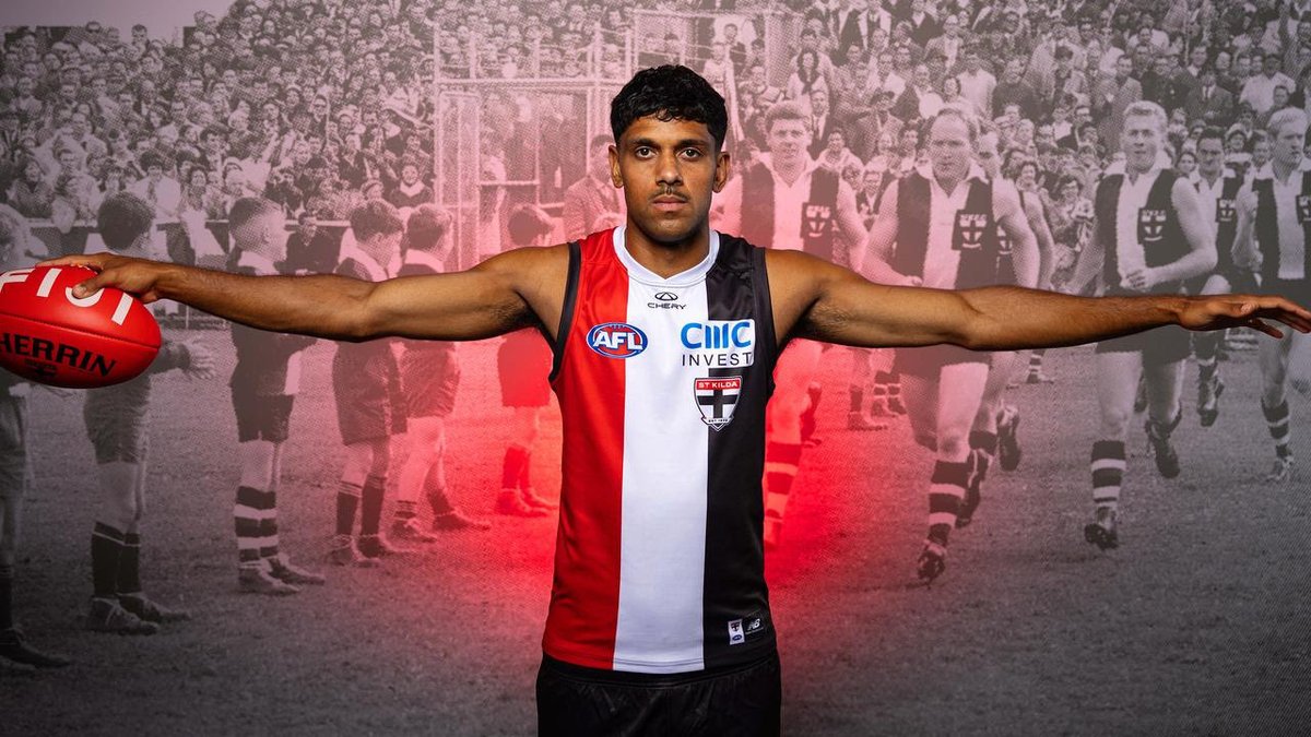 Lauren Wood tweet media