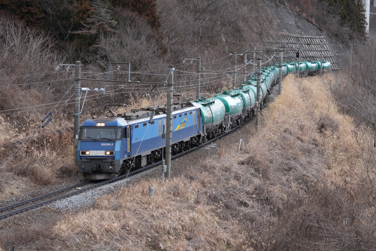 genki80001919's tweet photo. 📷️ (2月28日)
しなの鉄道線
EH200-3+空タキ16
#篠ノ井線
#EH200
#EH2003
#タキ活写真
#タキ活写真26 (39)
※タキ活写真
撮影機材
SONY・ZVE10II
SONY・FE 70-200mm F2.8 GM OSS
#SONY
#ZVE10II
#FE70200
#SEL70200GM
撮影日・令和8年2月28日 https://t.co/I0sYqtfsEo