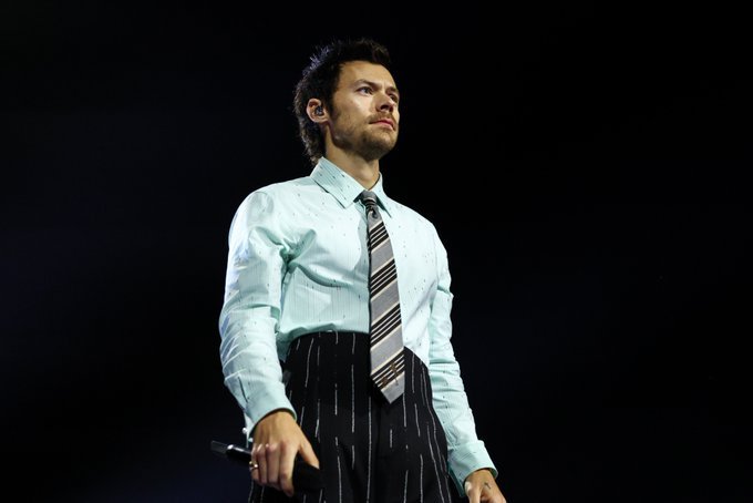 best harry pics tweet media