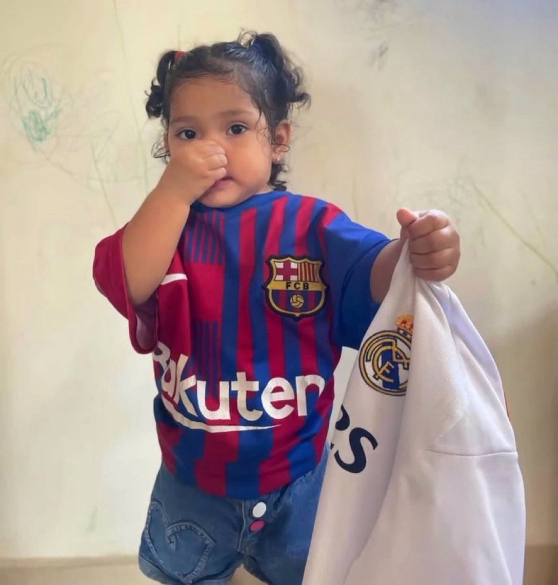 Goodnight to my amazing mutuals 🥰✨💯🫶🫰 
Don't forget to brush and pray 🙏 
Love u all always 🫶