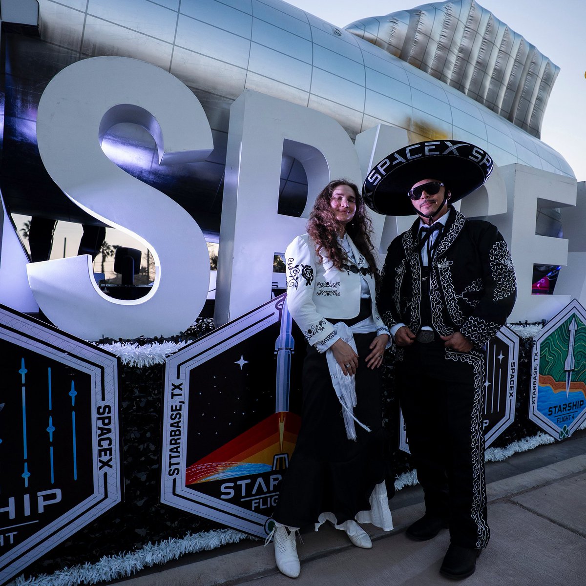 StarbaseTX tweet media