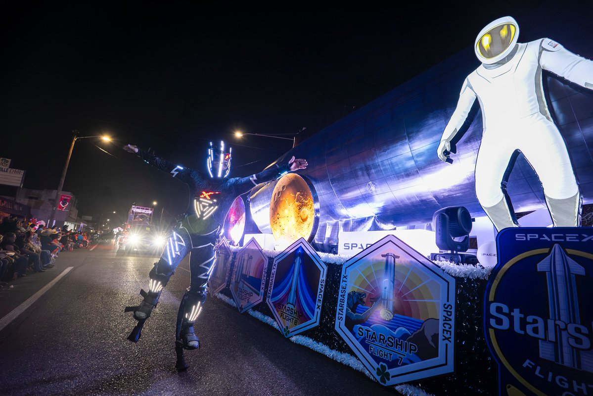 StarbaseTX tweet media