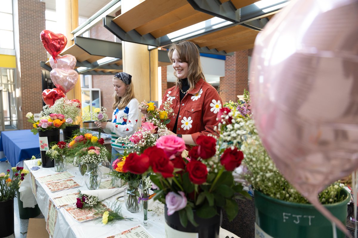 South Dakota State University tweet media