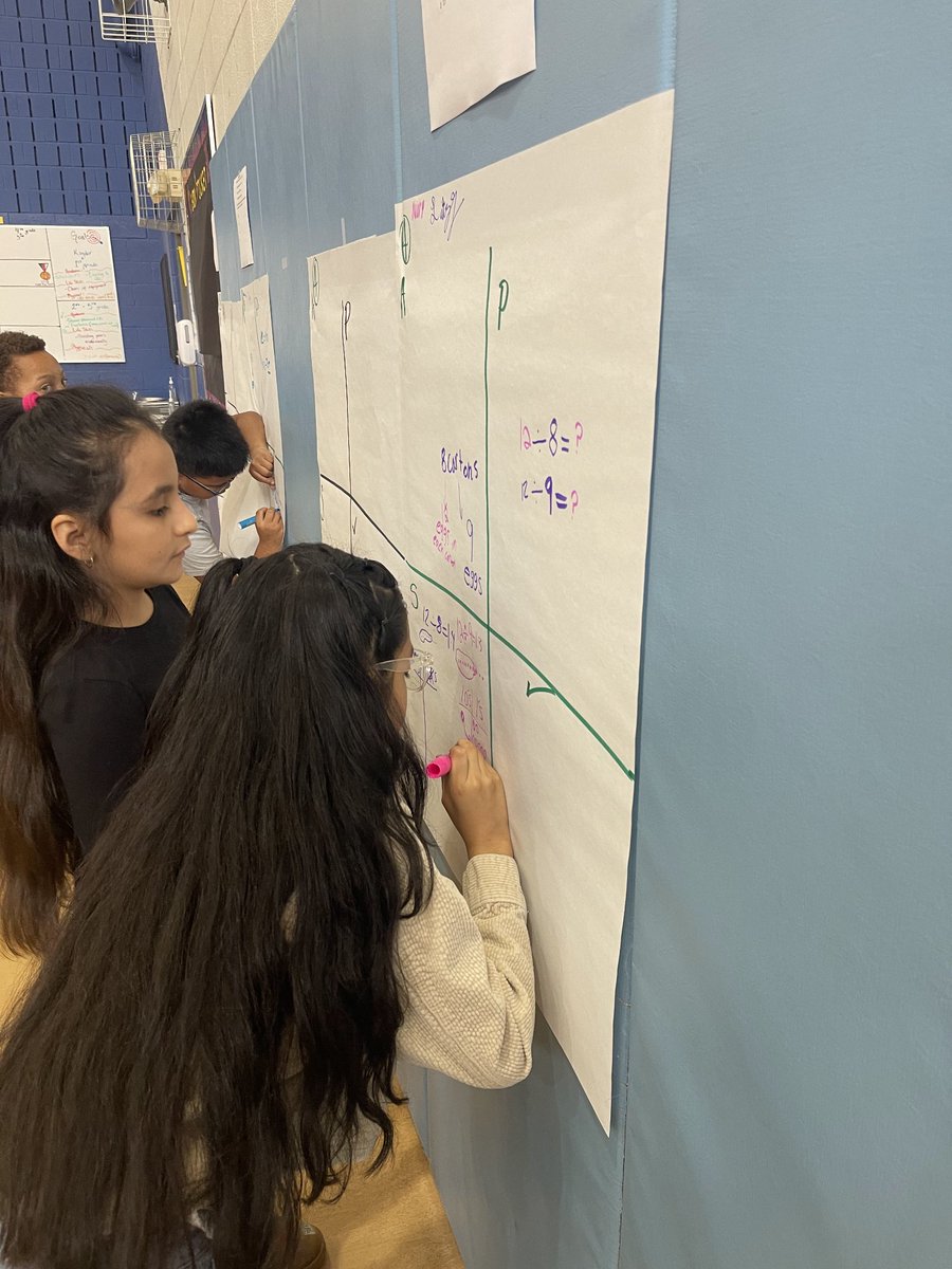 𝕋ℍ𝔼 𝔸𝕡𝕣𝕪𝕝 𝕎𝕙𝕚𝕥𝕖, 𝕄. 𝔼𝕕 🍎 tweet media