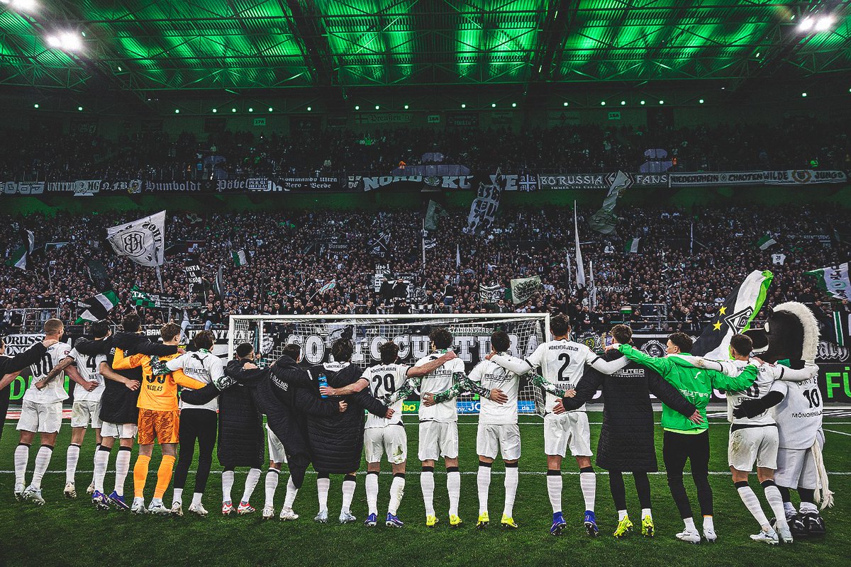 borussia_jp's tweet photo. 3月も頑張っていきましょう🖤🤍💚

#ボルシアMG #BMGFCU https://t.co/sN6ckTpmYa