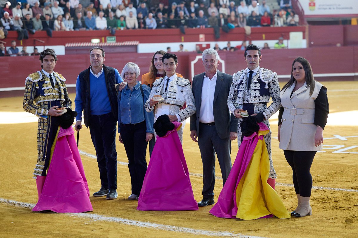 Plaza de Toros La Flecha tweet media
